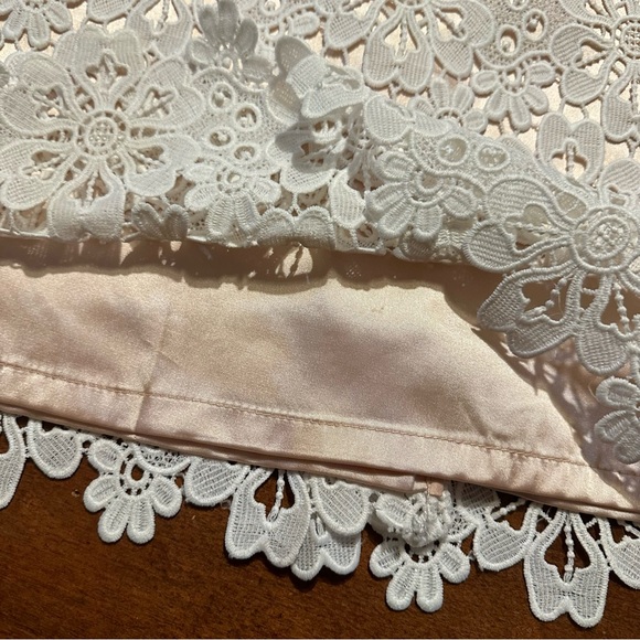 Antonio Melani Women’s Lace Dress Size 4 - Picture 10 of 11